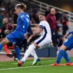 Νικηφόρα πρεμιέρα για την Ελλάδα στο Nations League, 2-1 τη Σερβία με γκολ στο 95’