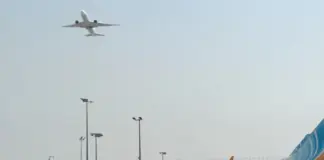 Αποκαλύψεις για την πτήση της Flydubai: Ο ένας πιλότος ήθελε να ρίξει το αεροπλάνο και μαχαίρωσε τον άλλο, με αίματα επιβάτε