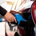 Τι ανακοινώνει η ελληνική κυβέρνηση για diesel κίνησης και αμόλυβδη
