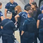 Στο Εφετείο η Ρούλα Πισπιρίγκου για τη δολοφονία της Τζωρτζίνας – Περπατά με μπαστούνι
