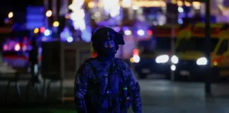 Γερμανία: Αυτοκίνητο έπεσε πάνω σε πεζούς – Τέσσερις τραυματίες, δράστες και θύματα γνωρίζονταν
