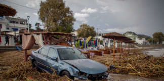 Σφοδρή καταιγίδα στη Ρόδο
