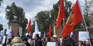 Στους δρόμους οι εργαζόμενοι στα υποστηρικτικά του ΥΠΑΝ, δεν αποκλείουν απεργία επ’ αόριστον – Η απάντηση του Υπουργείου