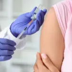 Μελάνωμα: Εξατομικευμένο εμβόλιο mRNA για τον καρκίνο μείωσε κατά 42% τον κίνδυνο υποτροπής ή θανάτου