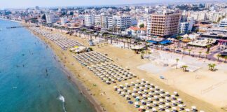 Ιστορικό ρεκόρ για την τουριστική Λάρνακα σε αριθμό τουριστών και μερίδιο αγοράς