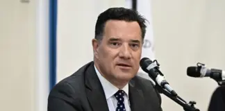 Άδωνις Γεωργιάδης: Μετά το «Και Α και ΟΥ» ο Έλληνας υπουργός «χορεύει» breakdance