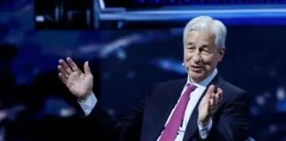 Ντάιμον (JP Morgan): Μια νέα άνοδος των επιτοκίων κατά 1 ποσοστιαία μονάδα θα ενέτεινε την πίεση στην αμερικανική οικονομία