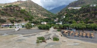 Κρήτη: Ήχησε το 112 στην Ιεράπετρα – Επίχειρηση της Πυροσβεστικής για την απομάκρυνση 47 άτομων από ξενοδοχεία