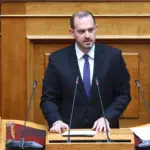 Στο νοσοκομείο εσπευσμένα ο αναπληρωτής υπουργός Μεταφορών – Αισθάνθηκε αδιαθεσία στη Βουλή