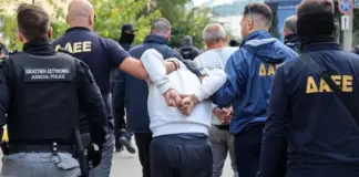Έκρηξη στην Πλάκα: Μαθουσάλες του εγκλήματος με πάνω από 100 συλλήψεις και 40 χρόνια δράσης οι 3 κλέφτες χαλκού