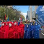 Δεκάδες χιλιάδες διαδηλωτές στις Βρυξέλλες ζητούν δράση της ΕΕ για το κλίμα