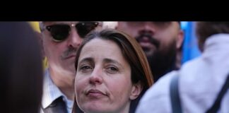 Γαλλία: Απογοητευμένα από τη συνάντηση με την κυβέρνηση, τα συνδικάτα καλούν σε μαζική απεργία