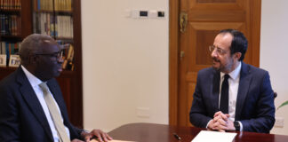 Την επιθυμία του να μην υπάρχουν παραβιάσεις από την άλλη πλευρά στη νεκρή ζώνη μετέφερε ο ΠτΔ στον Ντιάν